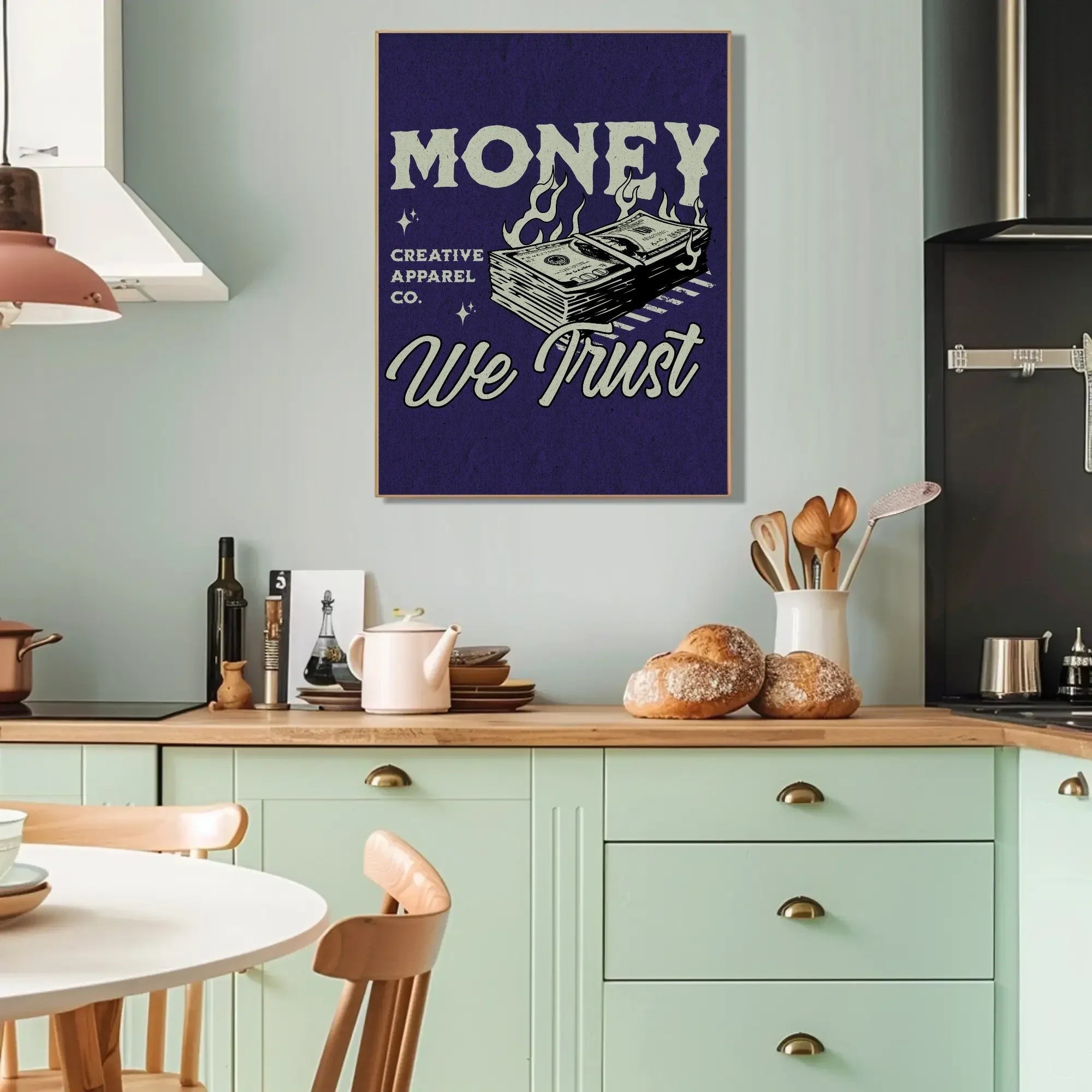 Affiche Money We Trust, art vintage, décoration argent, poster pop art k1qbj8-tb.myshopify.com affiche argent rétro, affiche imprimable argent, affiche pop art rétro, affiche vintage argent, art argent pop art, art pop money, art pop rétro, art rétro argent, décoration argent vintage, décoration dynamique rétro, décoration rebelle rétro, poster argent imprimable, poster rétro argent