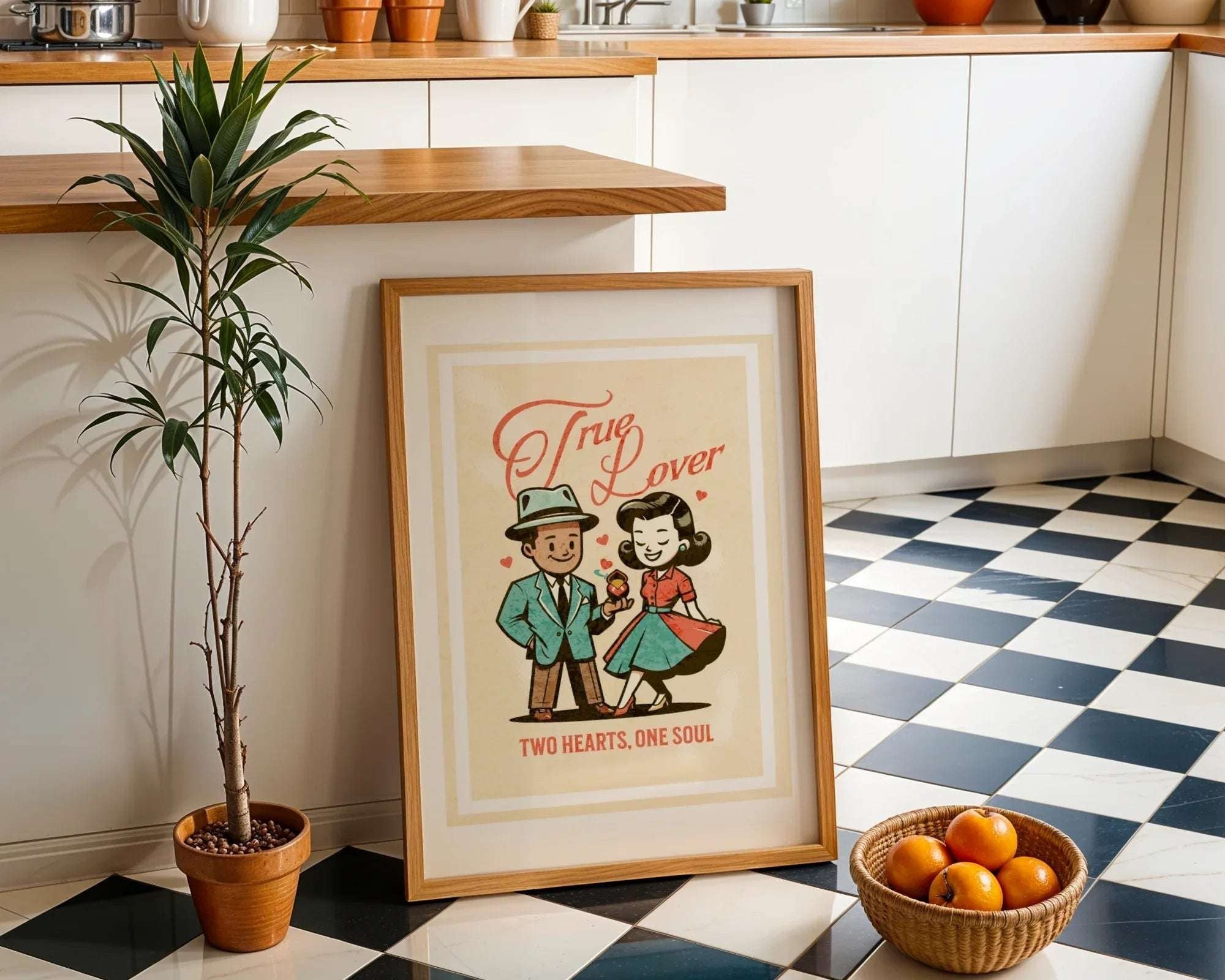 Affiche True Lover, art rétro couple amoureux, décoration vintage k1qbj8-tb.myshopify.com affiche rétro amoureuse, affiche rétro True Lover, affiche rétro élégante, affiche vintage amour, affiche vintage couple, art rétro années 50, art rétro couple amoureux, art rétro pour salon, cadeau couple rétro, décoration romantique, décoration rétro romantique, décoration vintage rétro, poster rétro amoureux