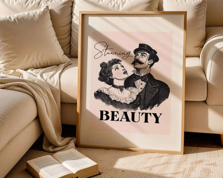 Affiche art victorien – poster rétro vintage, élégance classique chic k1qbj8-tb.myshopify.com Affiche art victorien élégance, Affiche en noir et blanc art, Affiche élégance aristocratie, Art du XIXe siècle tendance, Cadeau vintage décoration, Digital poster monochrome, Décoration classique rétro, Décoration murale rétro chic, Décoration rétro 1920 style, Poster d époque historique, Poster peaky blinders affiche, Poster rétro décoration murale, vintage classique inspiration