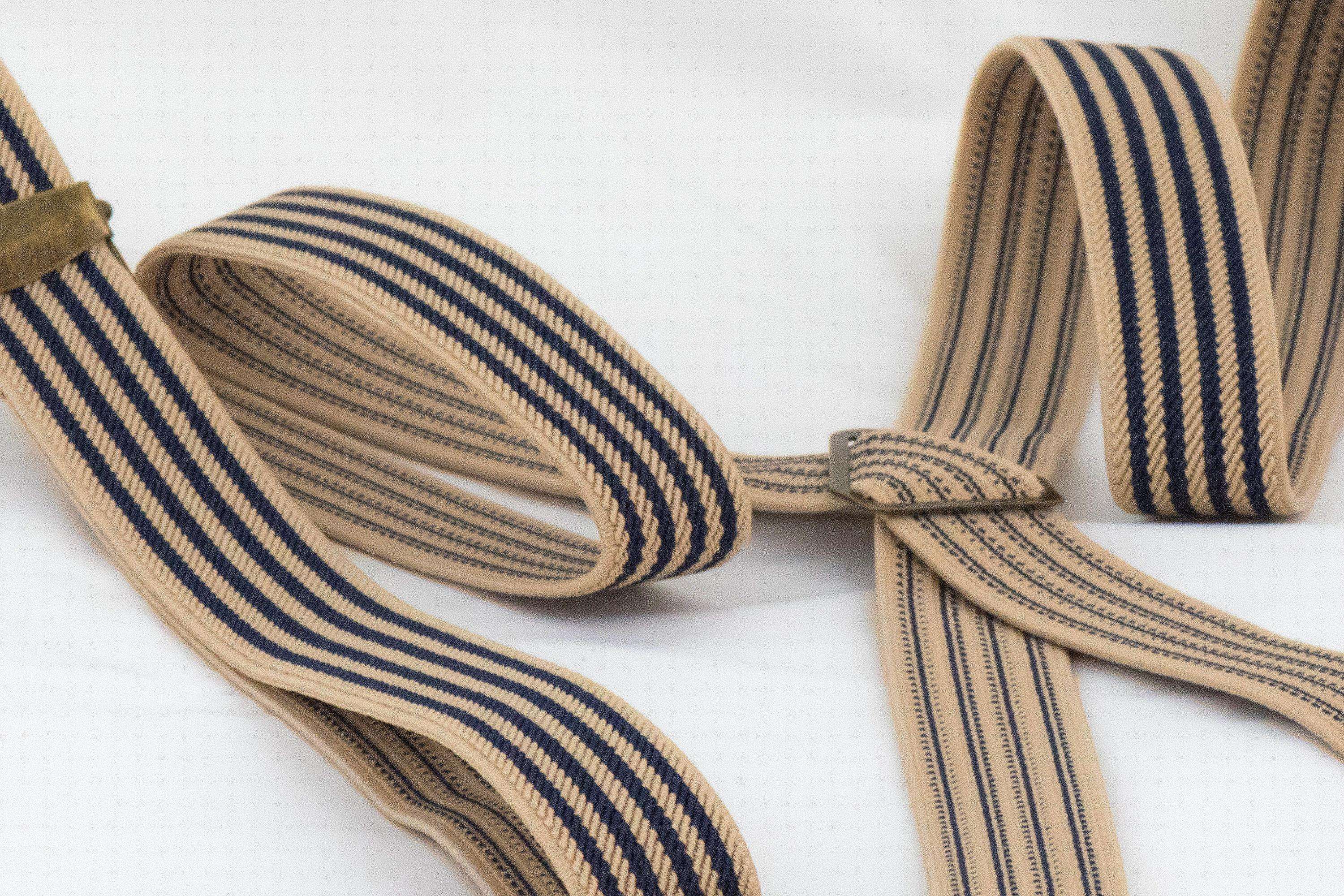 Bretelles Blue Gatsby – élastiques ajustables pour costume mariage k1qbj8-tb.myshopify.com Bretelles accordéon à bouton, Bretelles avec motif à pois, Bretelles costume de mariage, Bretelles crochet ajustable, Bretelles fines pour robe idée, bretelles homme large bûcheron, bretelles personnalisée cadeau, Bretelles pour chemise pince, mariage boheme chic costume, objet personnalisé offrir idée, tenue mariage garcon honneur, tenue mariage homme civil, tenue témoin mariage costume