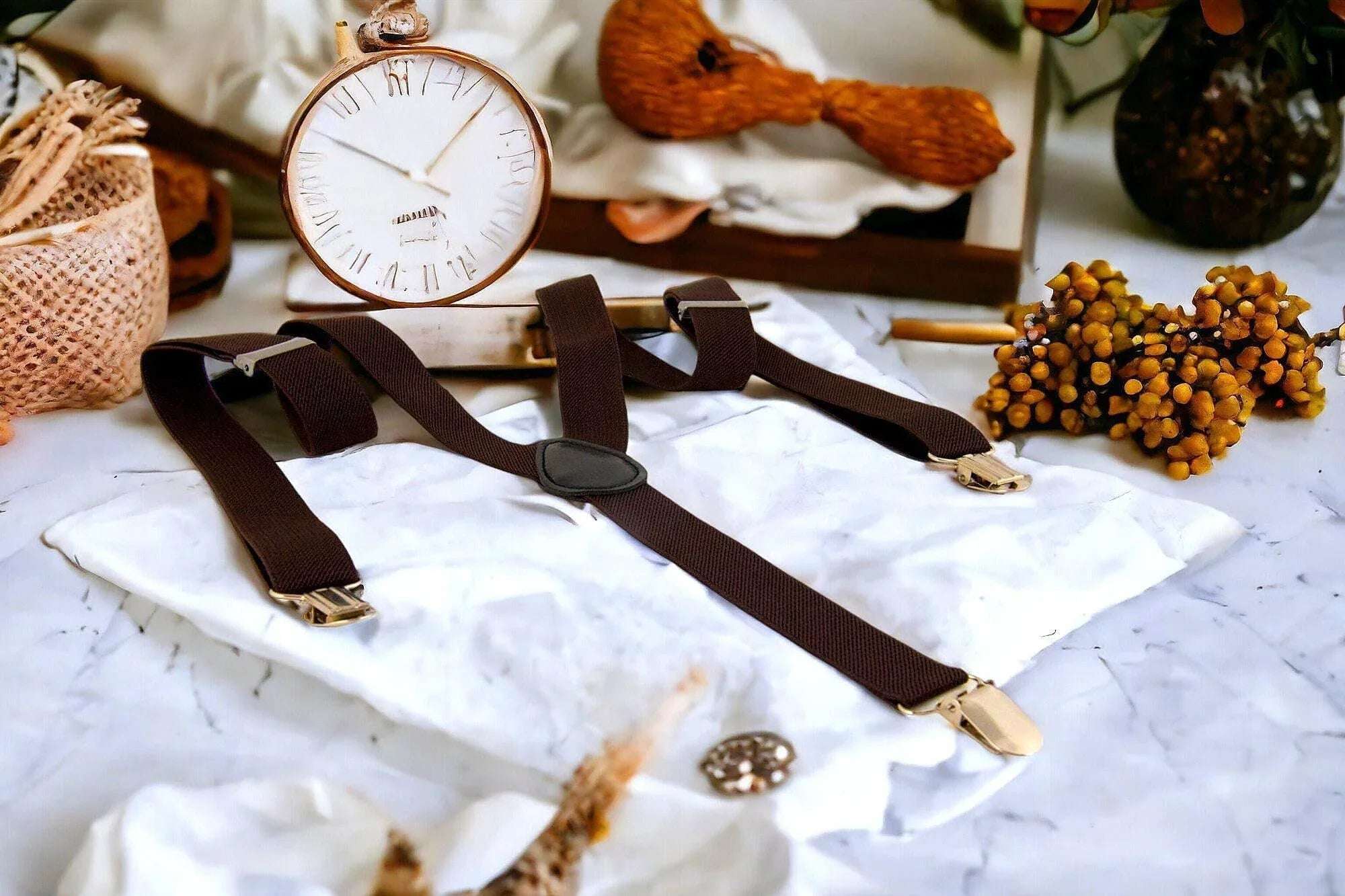 Bretelles Brown Shelby – accessoire rétro chic pour mariage bohème k1qbj8-tb.myshopify.com Bretelles accordéon à bouton, Bretelles avec motif à pois, Bretelles costume de mariage, Bretelles crochet ajustable, Bretelles fines pour robe idée, bretelles homme large bûcheron, bretelles personnalisée cadeau, Bretelles pour chemise pince, mariage boheme chic costume, objet personnalisé offrir idée, tenue mariage garcon honneur, tenue mariage homme civil, tenue témoin mariage costume