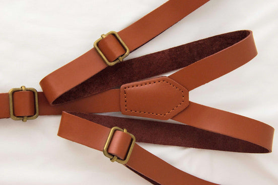 Bretelles cuir Michael Shelby – style vintage pour costume mariage k1qbj8-tb.myshopify.com Bretelles accordéon à bouton, Bretelles avec motif à pois, Bretelles costume de mariage, Bretelles crochet ajustable, Bretelles fines pour robe idée, bretelles homme large bûcheron, bretelles personnalisée cadeau, Bretelles pour chemise pince, mariage boheme chic costume, objet personnalisé offrir idée, tenue mariage garcon honneur, tenue mariage homme civil, tenue témoin mariage costume