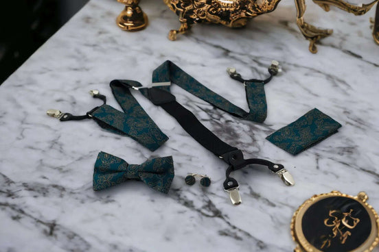 Bretelles personnalisée kit - bretelle ajustable pince vert C, costume k1qbj8-tb.myshopify.com accessoire peaky blinders, bretelle ajustable large pince, bretelles accordéon à bouton, bretelles boutons costume vert, bretelles costume de mariage, bretelles crochet ajustable, bretelles homme large bûcheron, bretelles personnalisée cadeau, bretelles pour chemise pince, idée cadeau homme original, mariage bohème chic costume, monogramme gravé date nom, tenue mariage civil costume