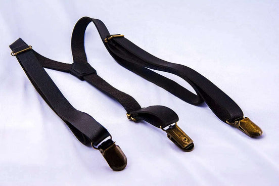 Bretelles vintage Dark Gatsby en cuir – homme et femme élégants k1qbj8-tb.myshopify.com Bretelles accordéon à bouton, Bretelles avec motif à pois, Bretelles costume de mariage, Bretelles crochet ajustable, Bretelles fines pour robe idée, bretelles homme large bûcheron, bretelles personnalisée cadeau, Bretelles pour chemise pince, mariage boheme chic costume, objet personnalisé offrir idée, tenue mariage garcon honneur, tenue mariage homme civil, tenue témoin mariage costume