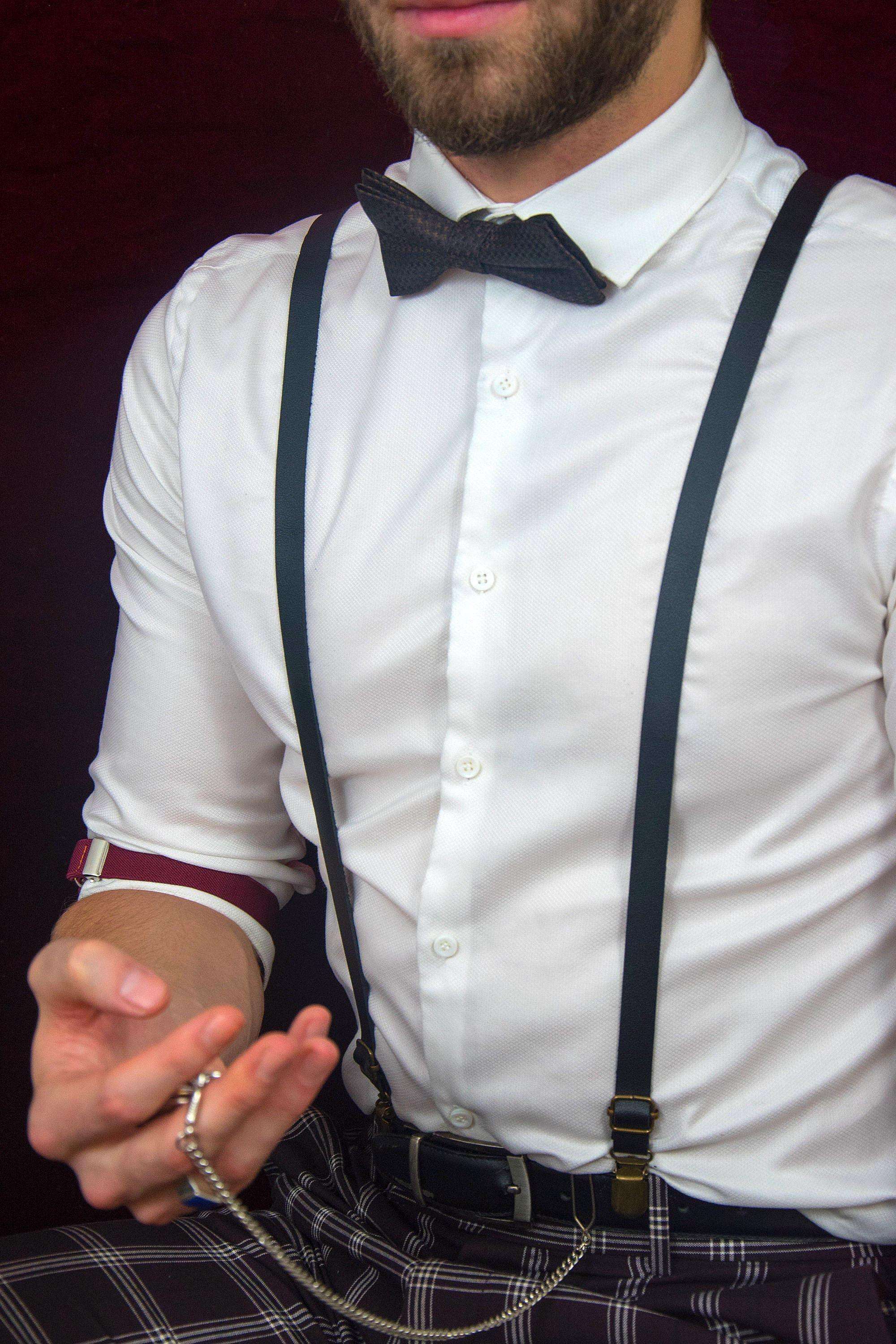 Bretelles vintage Dark Gatsby en cuir – homme et femme élégants k1qbj8-tb.myshopify.com Bretelles accordéon à bouton, Bretelles avec motif à pois, Bretelles costume de mariage, Bretelles crochet ajustable, Bretelles fines pour robe idée, bretelles homme large bûcheron, bretelles personnalisée cadeau, Bretelles pour chemise pince, mariage boheme chic costume, objet personnalisé offrir idée, tenue mariage garcon honneur, tenue mariage homme civil, tenue témoin mariage costume