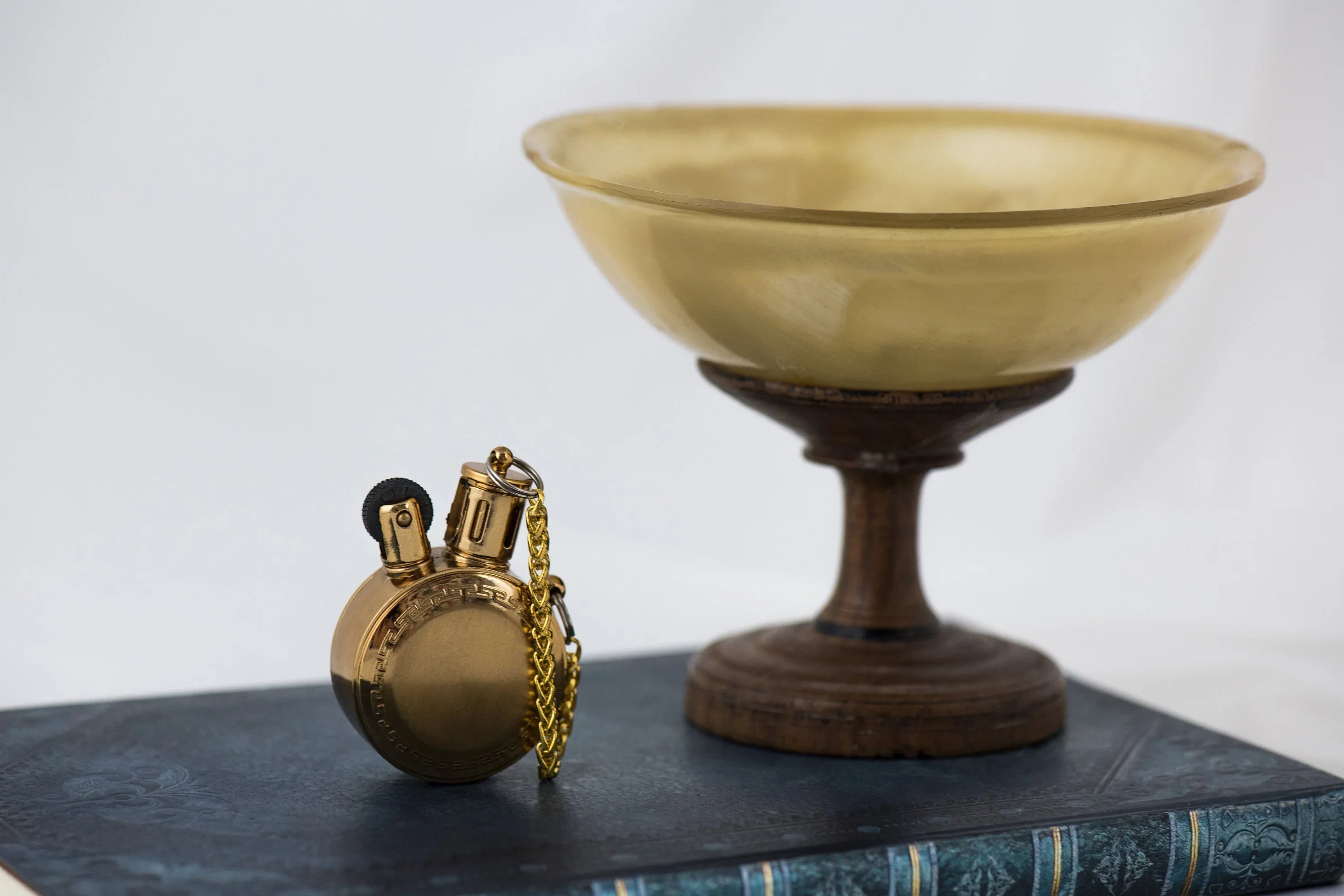 Briquet personnalisé Z en acier or – style Zippo élégant de poche - Roaring 20s Paris