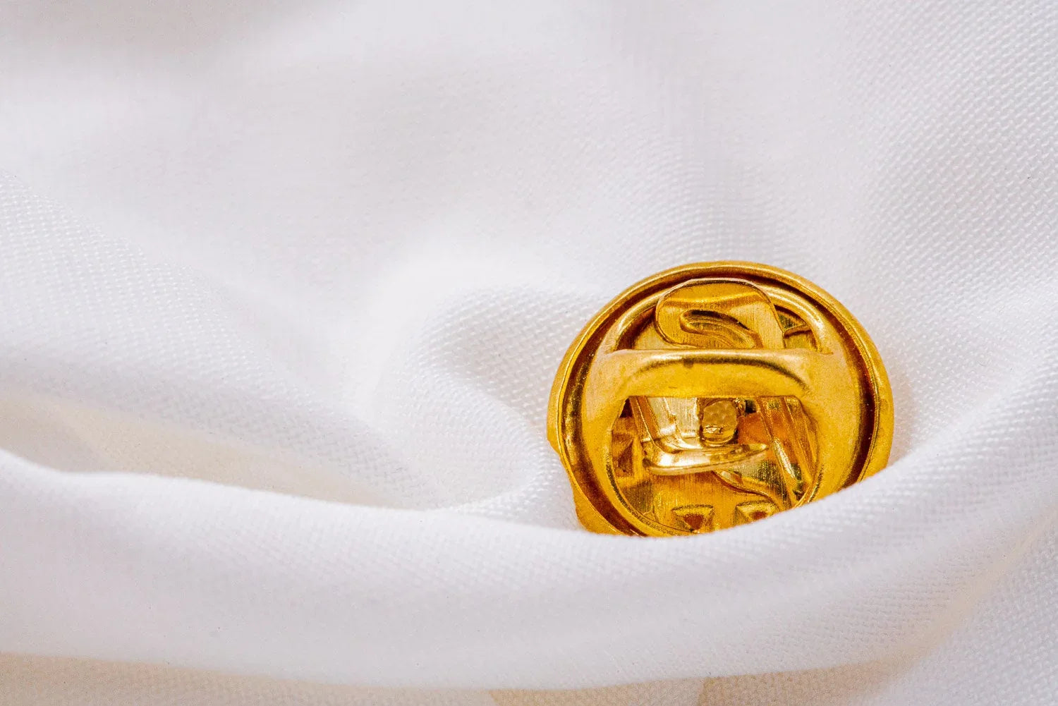 Broche épingle vêtement Chapelier – accessoire élégant pour costume - Roaring 20s Paris