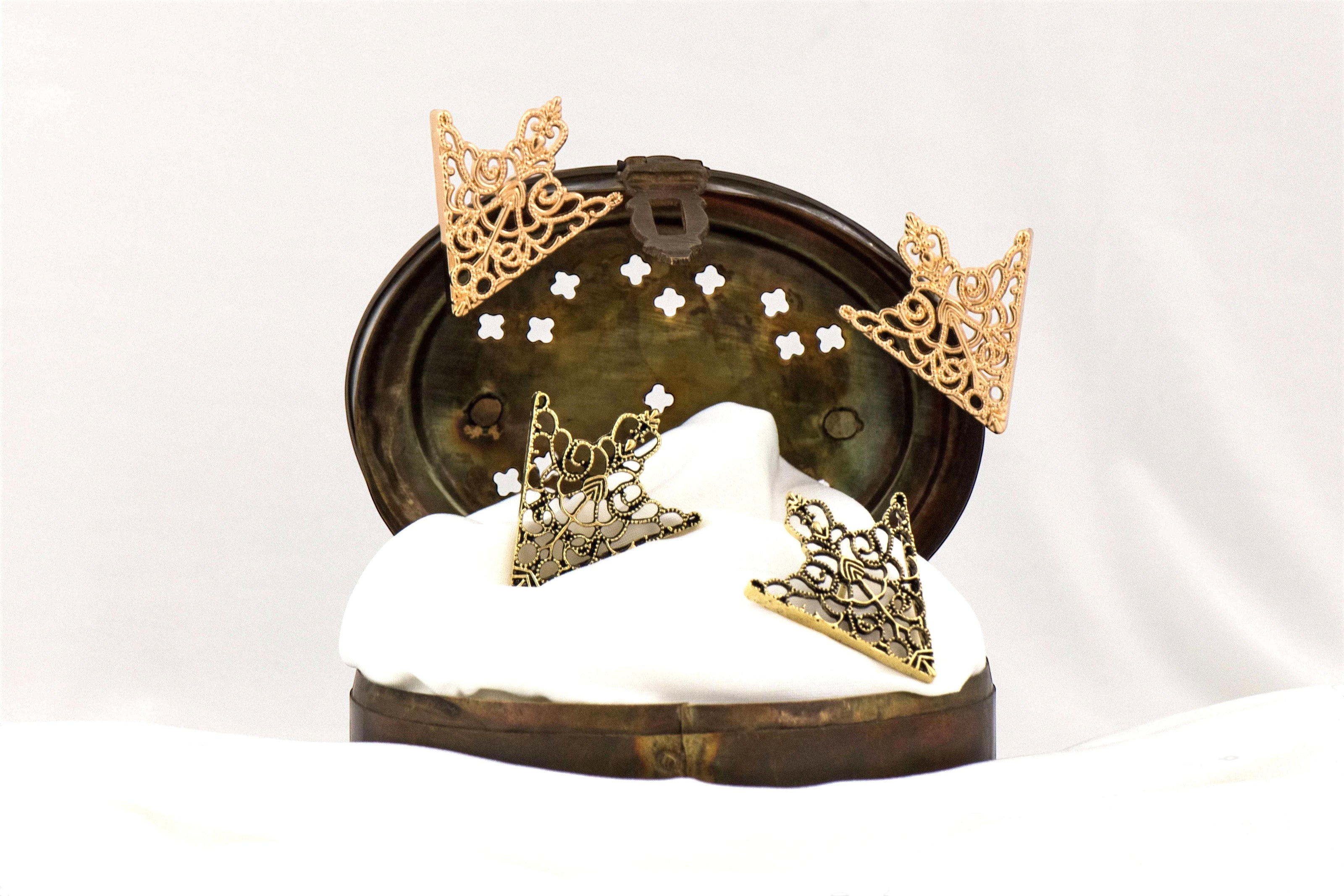 Broche épingle mariage tenue - épingle costume col femme acier or I k1qbj8-tb.myshopify.com accessoire peaky blinders or, broche personnalisé gravure, broche à écharpe cadeau idée, broche épingle mariage tenue, broche épingle à vêtement idée, cadeau idée garçon honneur, cadeau personnalisé gravure, mariage bohème chic acier, tenue témoin mariage costume, épingle à chapeau broche idée, épingle à costume col femme, épingle à cravate pour homme, épingle à perles pour mariage
