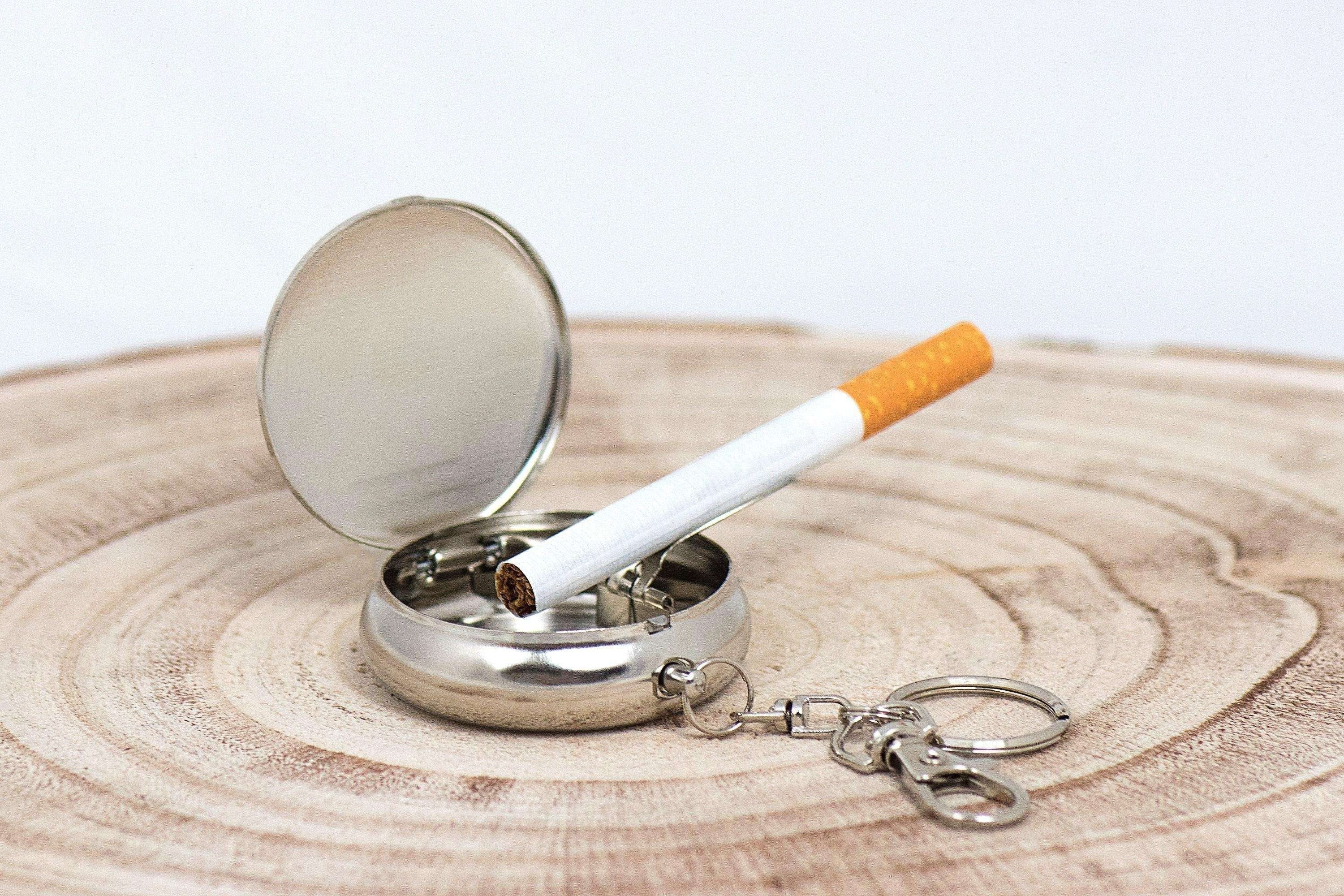 Cendrier de ville personnalisé John Shelby acier – accessoire maison k1qbj8-tb.myshopify.com cadeau insolite idée offrir, cadeau original homme idée, cadeau pas cher idée offrir, cadeau pour femme qui a tout, cendrier chambre maison cadeau, cendrier de plage cadeau, Cendrier de plage personnalisé, cendrier de poche écologique, cendrier de ville personnalisé, Cendrier exterieur cadeau idée, idée accessoire peaky blinders, idée cadeau personnalisé femme, objet personnalisé offrir idée