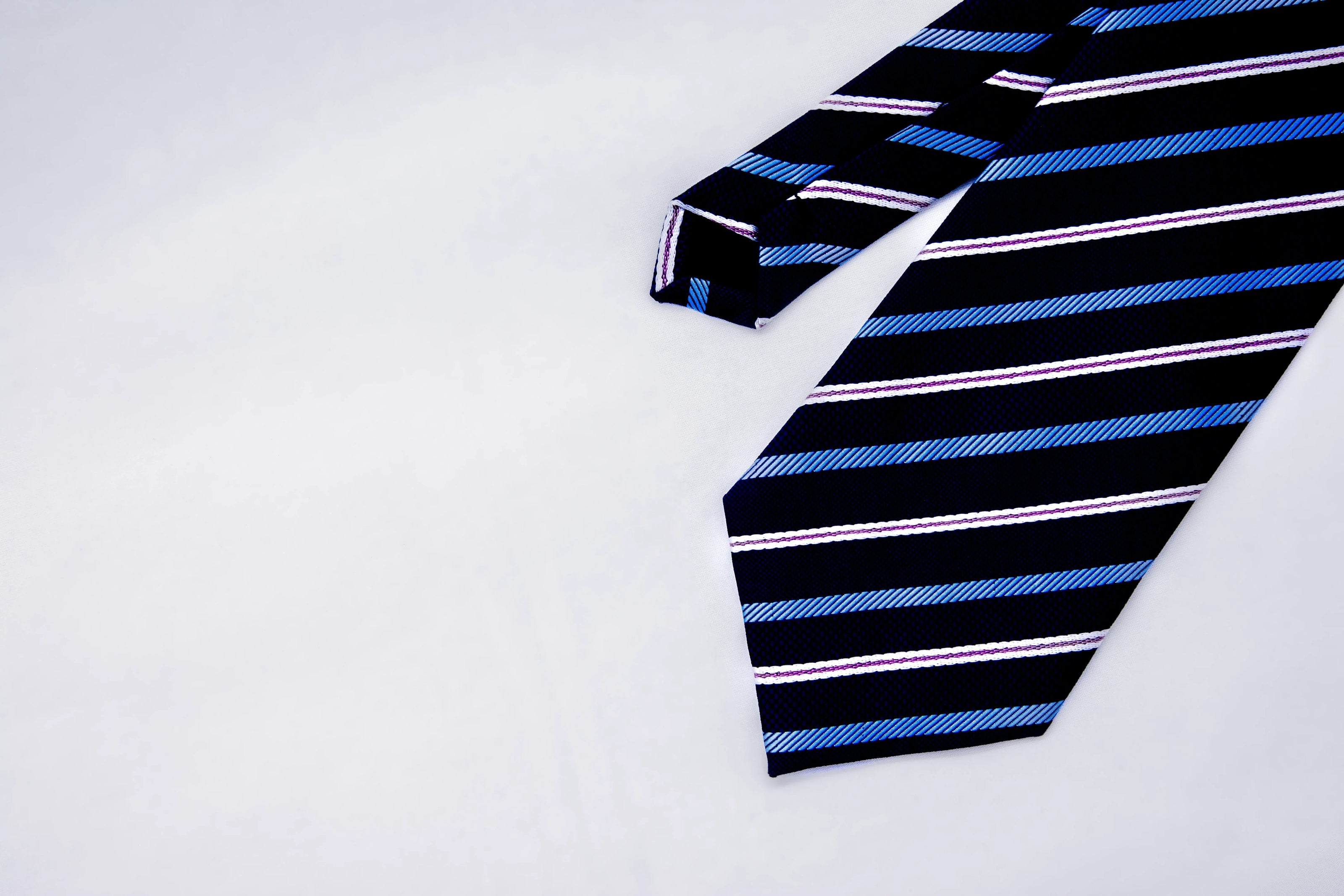 Cravate de costume, cravate notaire homme, cravate rayures soie bleu L - Roaring 20s Paris