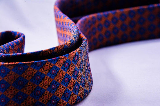 Cravate en soie jaune Lannister – accessoire mariage chic - Roaring 20s Paris