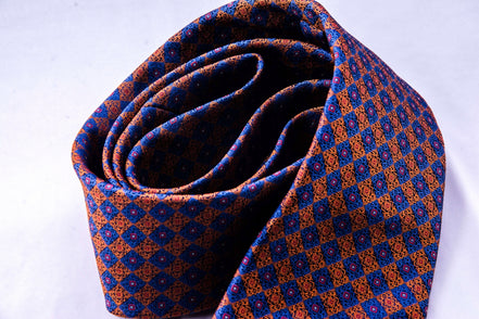 Cravate de costume, cravate notaire homme, cravate motif soie bleu E k1qbj8-tb.myshopify.com accessoire pour vêtement idée, chemise cravate femme idée, costard cravate idée costume, cravate cadeau à rayures fines, cravate de costume soie rouge, cravate de notaire homme, cravate en soie à offrir idée, cravate à motifs géométriques, idée accessoire peaky blinders, mariage bohème chic costume, nœud de cravate cadeau, tailleur femme chic mariage, tenue mariage garçon honneur