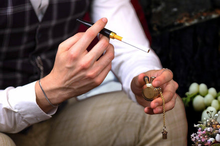 Fume cigarette personnalisé femme – bois Franco Shelby cadeau ami - Roaring 20s Paris