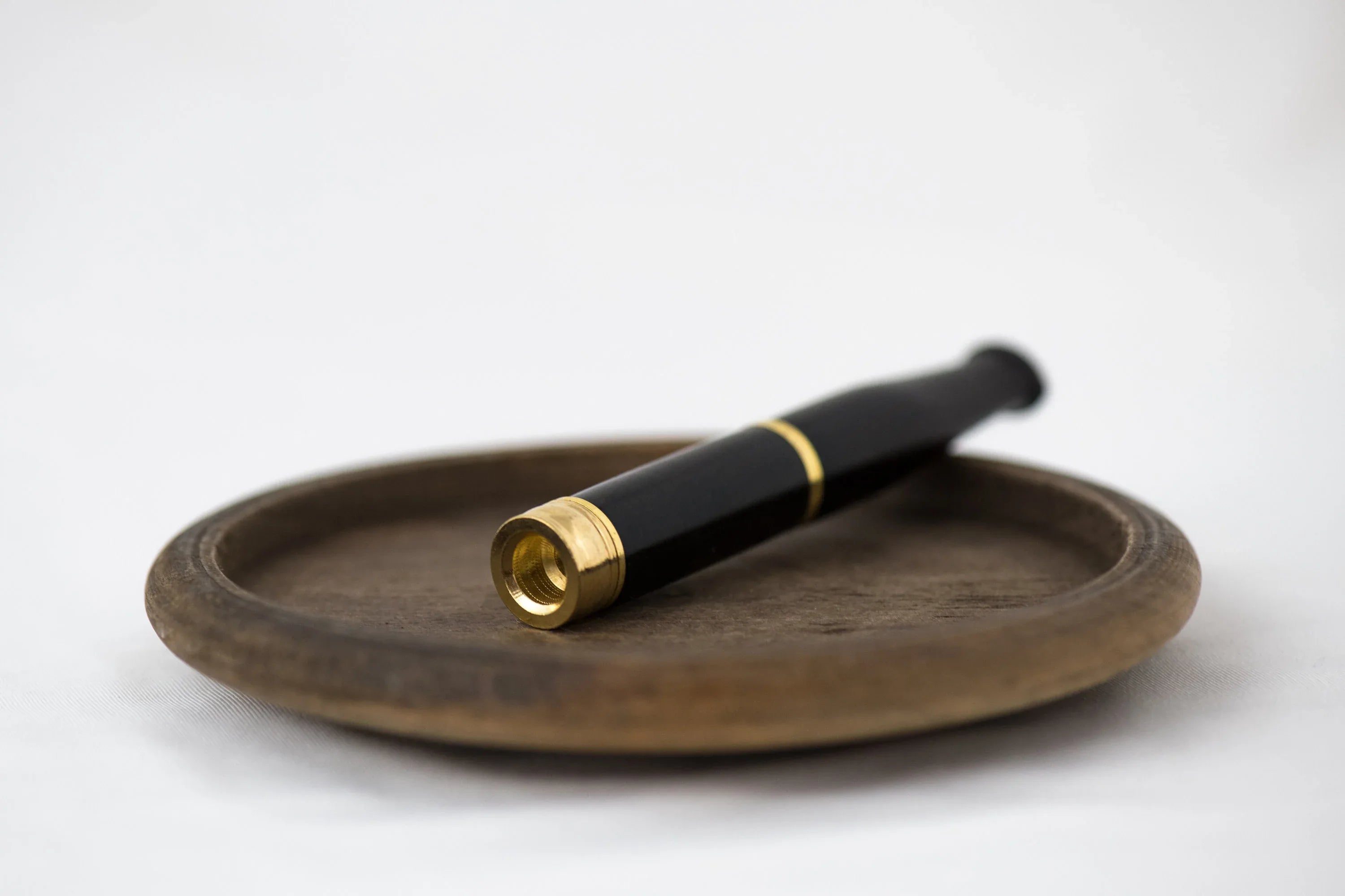 Fume cigarette personnalisé femme – bois noyer homme Shelby rétro - Roaring 20s Paris