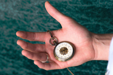 Montre de poche personnalisée Vaughn laiton – cadeau anniversaire chic - Roaring 20s Paris