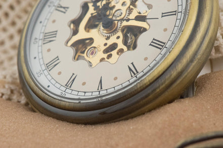 Montre de poche personnalisée Vaughn laiton – cadeau anniversaire chic - Roaring 20s Paris