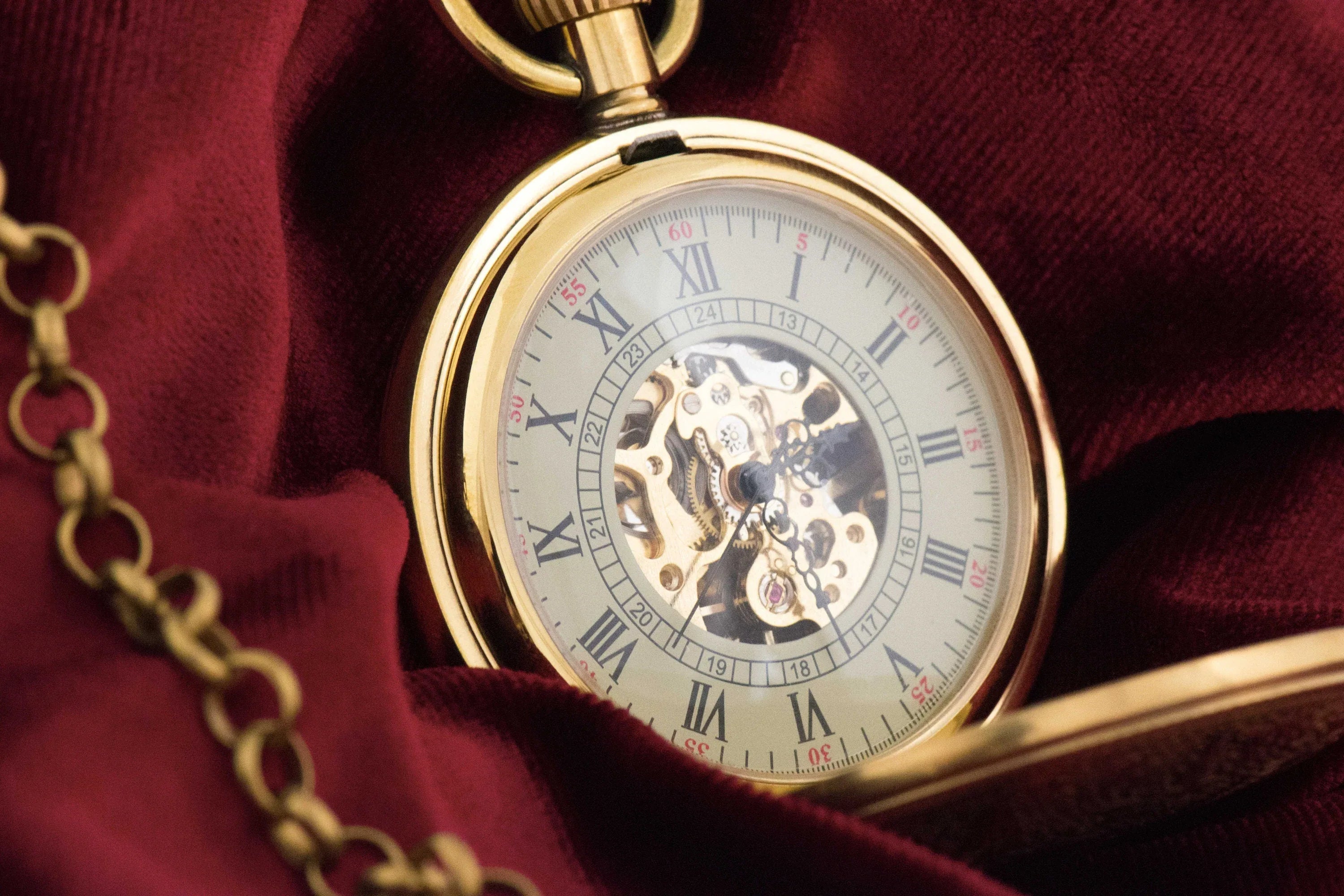 Montre gousset personnalisée J.Becker acier or – cadeau unique - Roaring 20s Paris