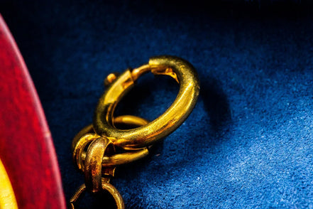 Montre gousset personnalisée Nautilus bois rouge – idée cadeau élégant - Roaring 20s Paris