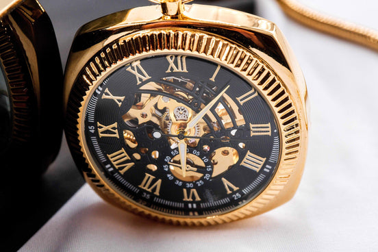 Montre personnalisée Gousset - montre de poche - engrenage or Shelby - Roaring 20s Paris