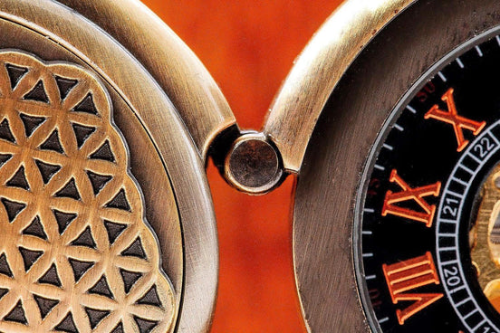 Montre personnalisée gousset Fibonacci laiton – idée cadeau unique - Roaring 20s Paris