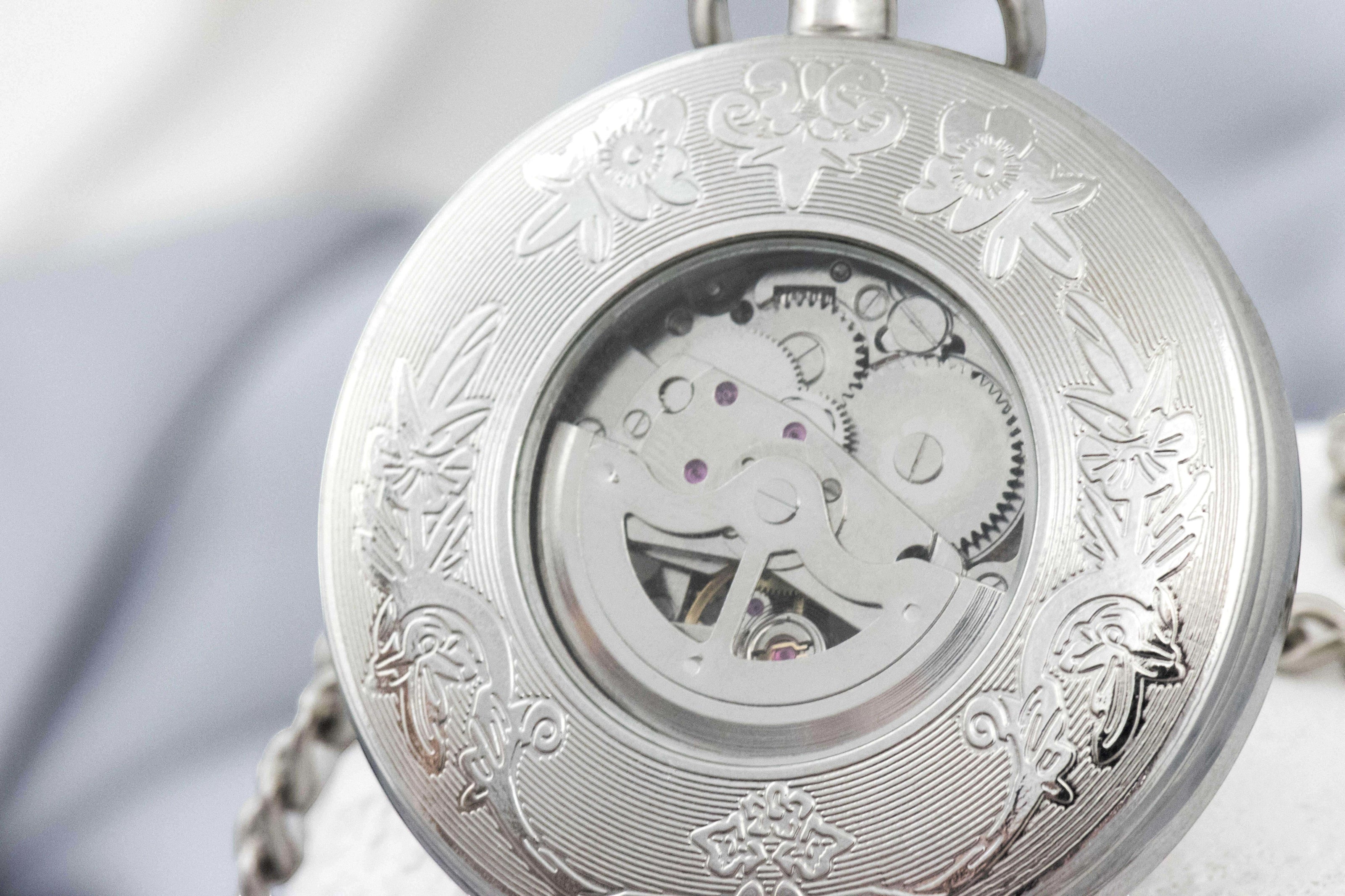 Montre Gousset personnalisée - montre de poche acier argent Pollock k1qbj8-tb.myshopify.com cadeau anniversaire mariage, cadeau collègue de travail, cadeau inoubliable pour chéri, cadeau original homme idée, cadeau qui touche un homme, montre de costume gravée, montre de poche personnalisée, montre gousset engrenage idée, montre gousset squelette idée, montre personnalisée mariage, montre à gousset de poche, montre à gousset fiancé cadeau, montre à gousset personnalisée