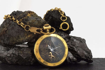 Montre Gousset personnalisée - montre de poche acier or Capra - cadeau k1qbj8-tb.myshopify.com cadeau anniversaire mariage, cadeau collègue de travail, cadeau inoubliable pour chéri, cadeau original homme idée, cadeau qui touche un homme, montre de costume gravée, montre de poche personnalisée, montre gousset engrenage idée, montre gousset squelette idée, montre personnalisée mariage, montre à gousset de poche, montre à gousset fiancé cadeau, montre à gousset personnalisée
