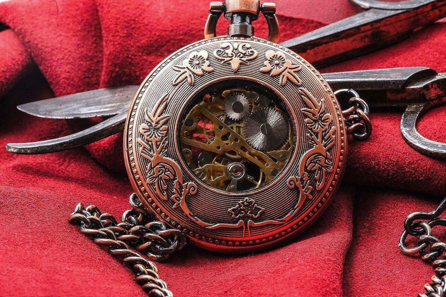 Montre de poche Lamartine acier squelette – cadeau anniversaire unique k1qbj8-tb.myshopify.com cadeau anniversaire mariage, cadeau collègue de travail, cadeau inoubliable pour chéri, cadeau original homme idée, cadeau qui touche un homme, montre de costume gravée, montre de poche personnalisée, Montre gousset engrenage idée, Montre gousset squelette idée, montre personnalisée mariage, montre à gousset de poche, montre à gousset fiancé cadeau, montre à gousset personnalisée