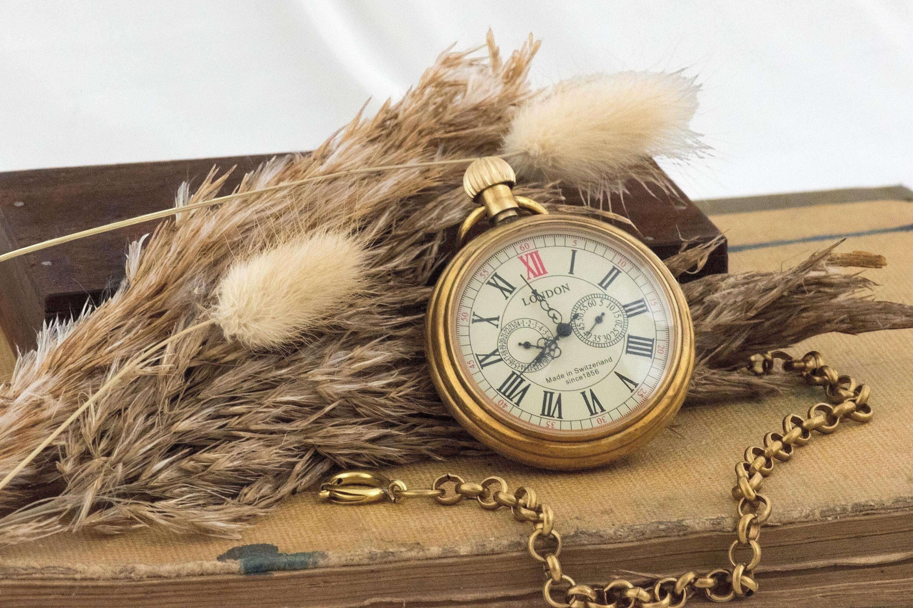 Montre personnalisée gousset Shelby en acier – idée cadeau unique k1qbj8-tb.myshopify.com cadeau anniversaire mariage, cadeau collègue de travail, cadeau inoubliable pour chéri, cadeau original homme idée, cadeau qui touche un homme, montre de costume gravée, montre de poche personnalisée, Montre gousset engrenage idée, Montre gousset squelette idée, montre personnalisée mariage, montre à gousset de poche, montre à gousset fiancé cadeau, montre à gousset personnalisée