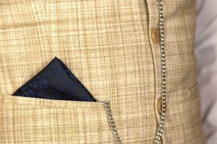 Mouchoir de poche costume mariage, pochette veste soie bleu D.Gray k1qbj8-tb.myshopify.com accessoire costume idée cadeau, ascot lavallière cadeau idée, cadeau collègue de travail, cadeau retraite travail idée, cravate ascot personnalisée, foulard cou chemise costume, idée cadeau anniversaire homme, idée cadeau personnalisé femme, lavallière vintage ascot idée, personnalisé idée cadeau, tailleur femme chic mariage, tenue mariage femme civil idée, tenue témoin mariage costume