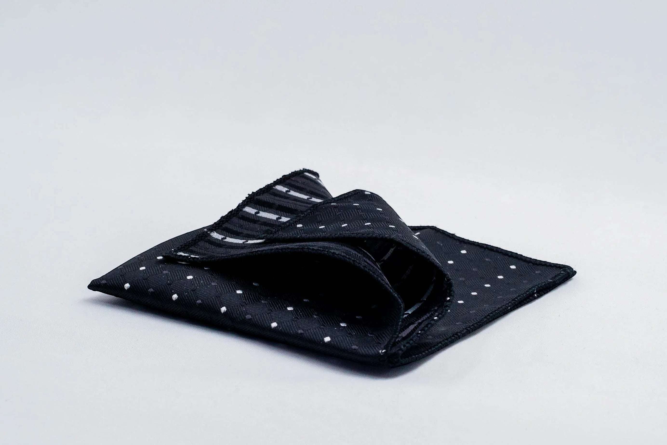 Mouchoir de poche costume mariage, pochette veste soie noir I.Crane k1qbj8-tb.myshopify.com accessoire costume idée cadeau, ascot lavallière cadeau idée, cadeau collègue de travail, cadeau retraite travail idée, cravate ascot personnalisée, foulard cou chemise costume, idée cadeau anniversaire homme, idée cadeau personnalisé femme, lavallière vintage ascot idée, personnalisé idée cadeau, tailleur femme chic mariage, tenue mariage femme civil idée, tenue témoin mariage costume