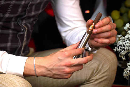 Porte cigare acier A – slim de poche gravé personnalisé nom date rétro - Roaring 20s Paris