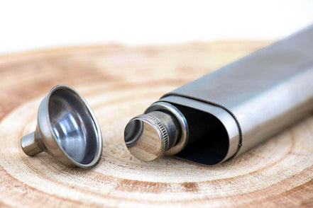 Porte-cigare et flasque B – ensemble slim vintage acier or élégant k1qbj8-tb.myshopify.com 10 ans de mariage cadeau idée, accessoire vintage à offrir, cadeau personnalisé gravure, cadeau pour un papa idée, flasque cigare personnalisée, idée cadeau homme 50 ans, mariage boheme chic costume, monogramme gravé date nom, objet personnalisé offrir idée, porte cigare femme bague, porte cigare rangement cadeau, porte cigarette slim rouler, tenue mariage garcon honneur
