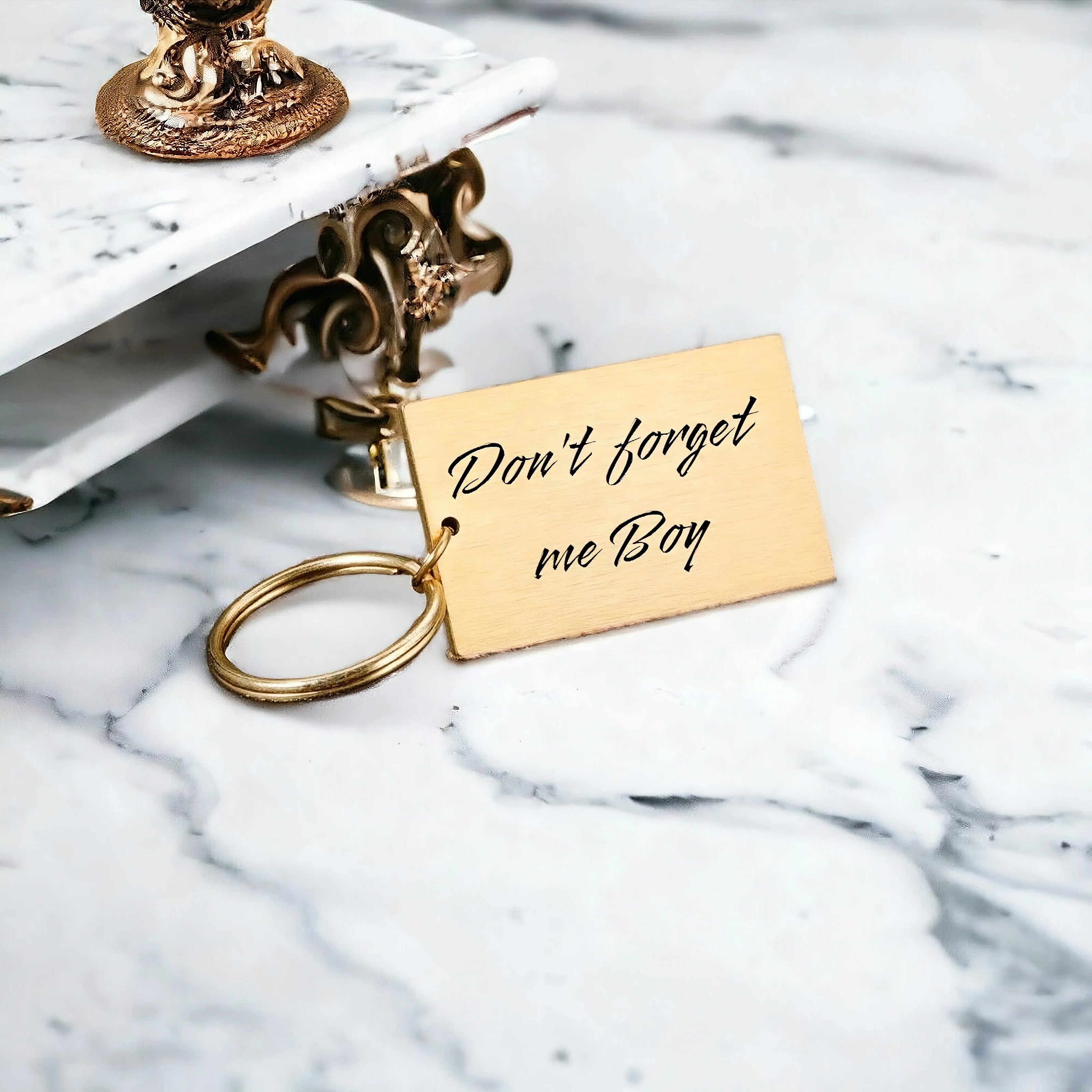 Porte-clés personnalisé Hyul Shelby – mural acier or gravé chic homme - Roaring 20s Paris