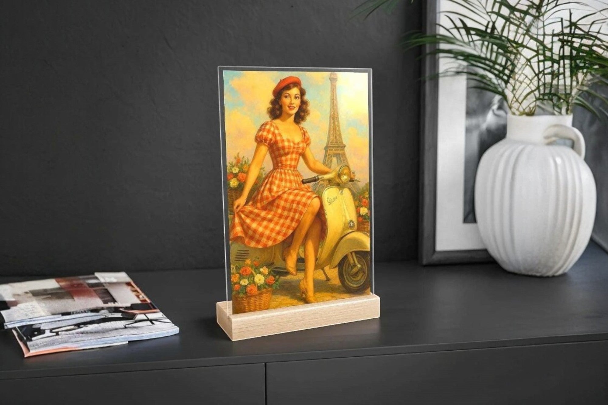 Tableau amour Paris Vespa style vintage, présentoir personnalisable k1qbj8-tb.myshopify.com presentoir acrylique chevet, presentoir ancien broadway, presentoir cadeau custom, presentoir cadeau original, presentoir logo custom idee, presentoir table de nuit idee, tableau amour paris vespa, tableau amour theatre, tableau chevet vintage, tableau enfant chambre idee, tableau table nuit mode 1920, tableau table salon francais, tableau vintage romantique