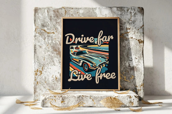 Affiche Roaring 20s Paris vintage Corvette, voiture bleue sur route sinueuse, texte 'Drive far Live free', déco murale rétro.