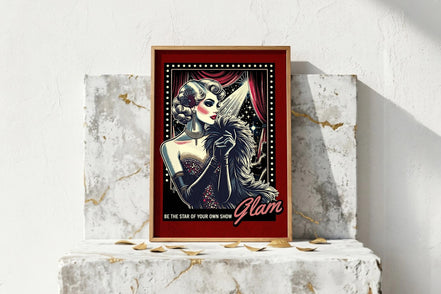Affiche Roaring 20s Paris : femme glamour style art déco, années 20, rouge, noir, or. Décoration murale vintage.