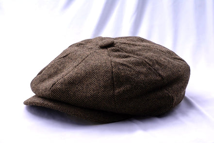 Casquette gavroche F.Shelby en lin marron à chevrons, style vintage Peaky Blinders, idéale pour l'été.