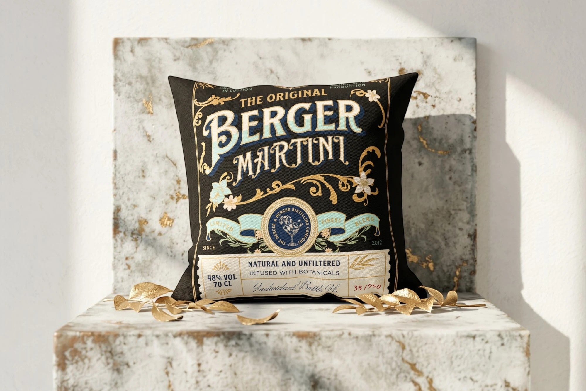 Roaring 20s Paris coussin noir avec motif martini cocktail vintage, 46x46cm, 100% coton.