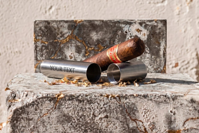 Porte-cigare Roaring 20s Paris en acier argenté, gravé personnalisé, style vintage slim de poche.
