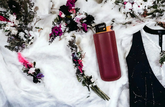 Étui briquet bic, etui briquet cuir, briquet personnalisé protection - Roaring 20s Paris