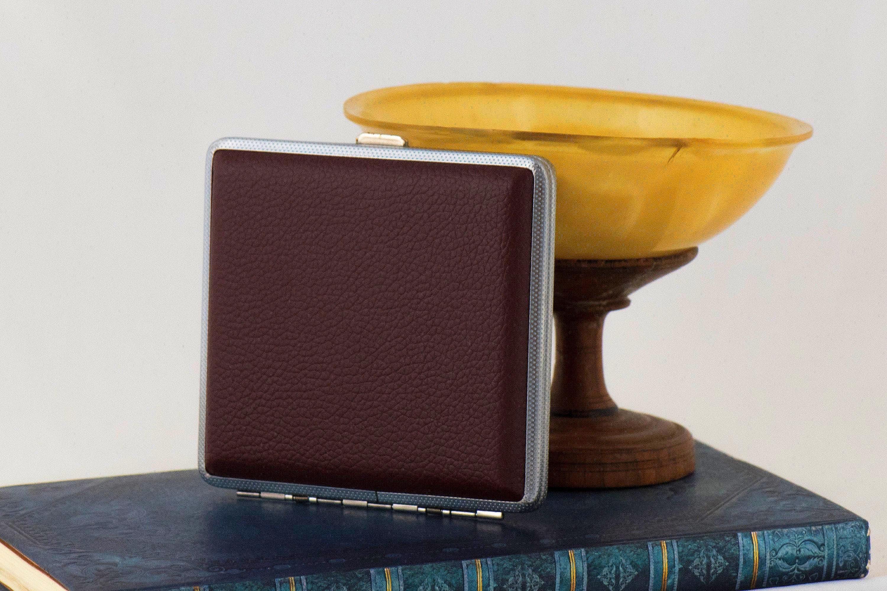 Étui à cigarette cuir marron Thomas Shelby – accessoire vintage chic - Roaring 20s Paris