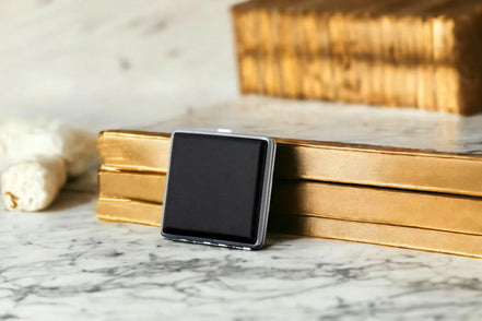 Étui cigarette cuir personnalisé – Thomy Shelby poche, cadeau mariage - Roaring 20s Paris