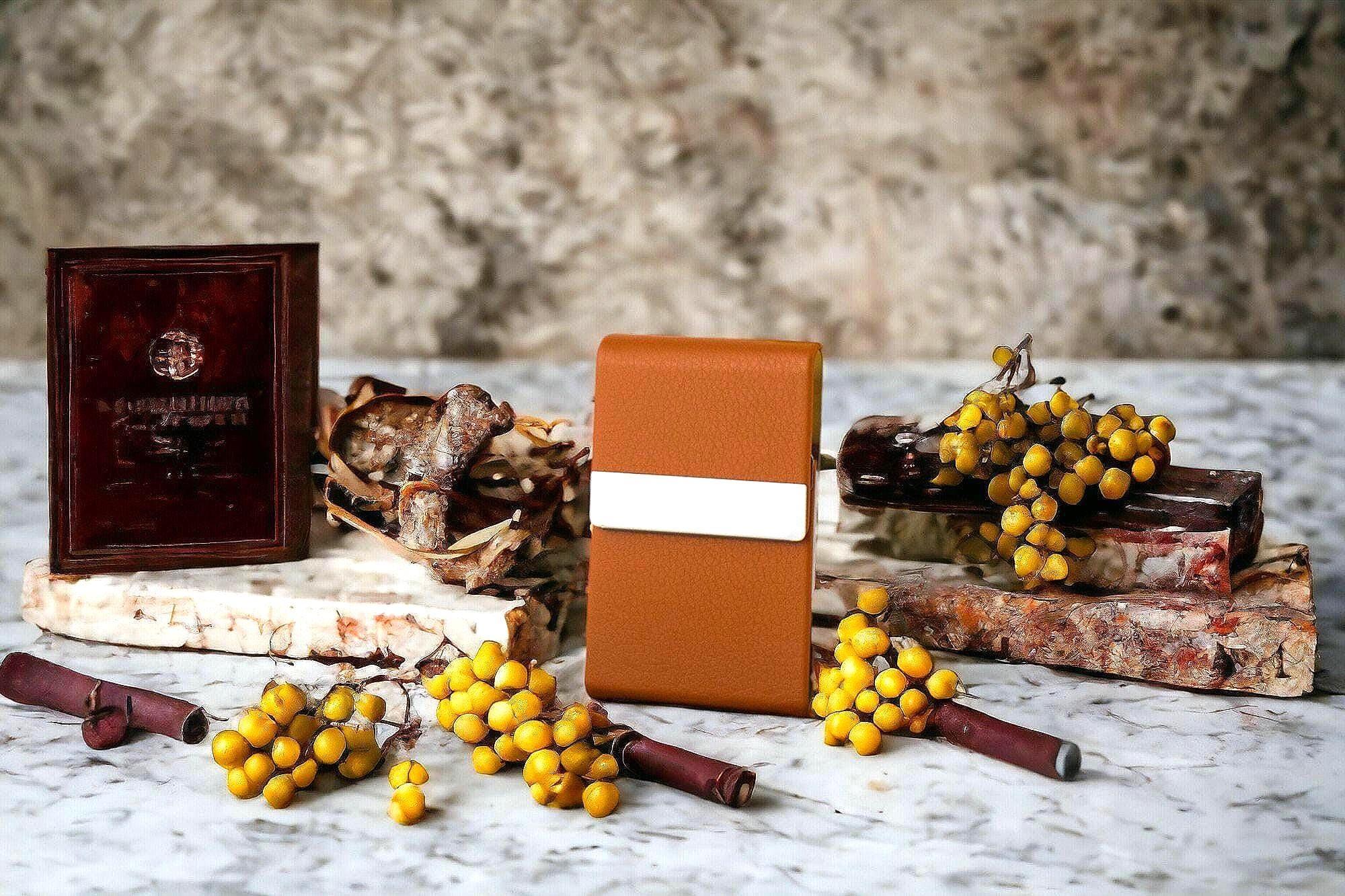 Étui cigarette personnalisé marron FA – modèle poche vintage élégant - Roaring 20s Paris