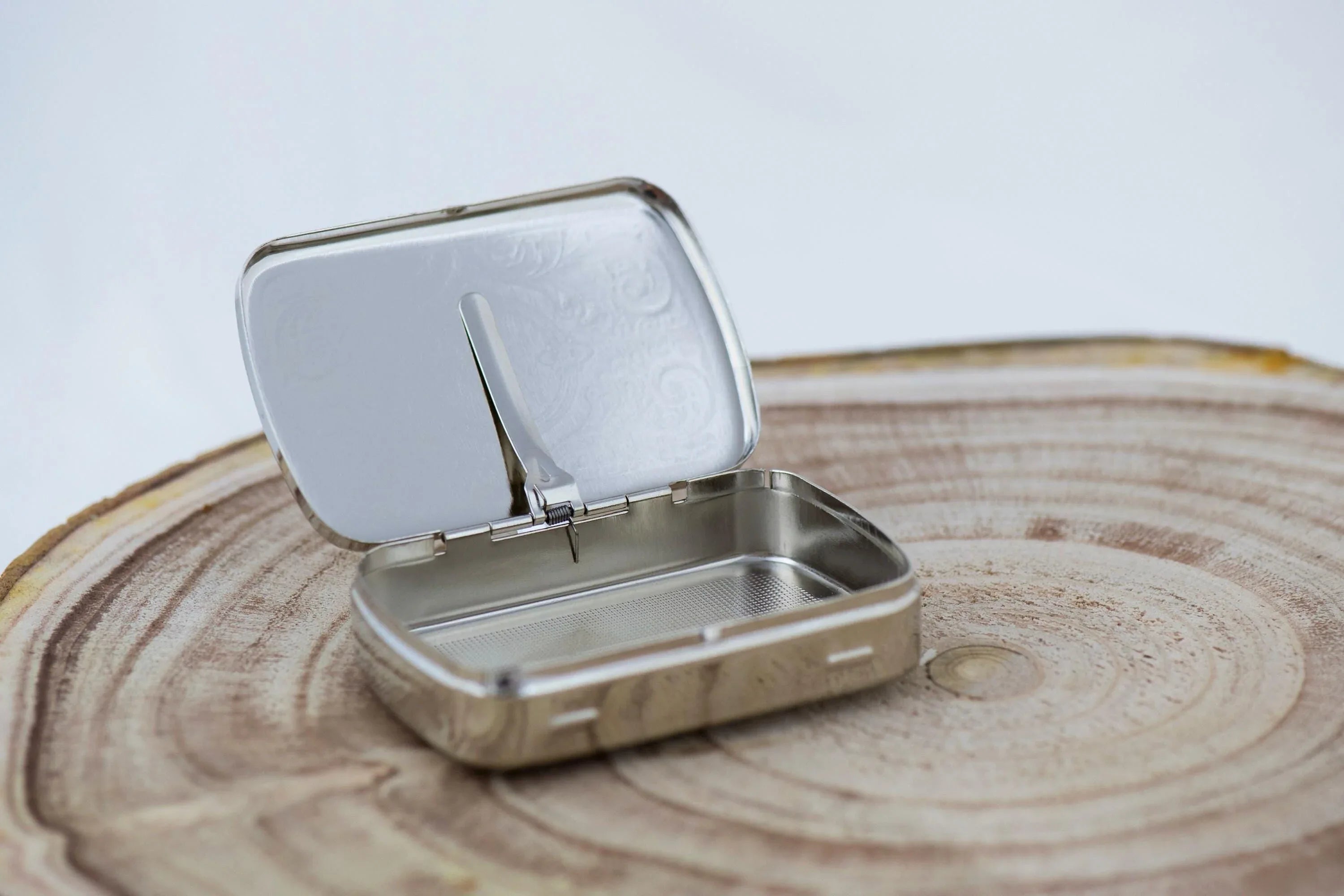 Étui tabac roulé personnalisé acier K – cigarette gravé nom date style - Roaring 20s Paris