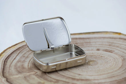 Étui tabac roulé personnalisé acier K – cigarette gravé nom date style - Roaring 20s Paris